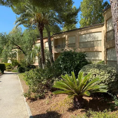 Bandol Piscine Calme Sanary-sur-Mer