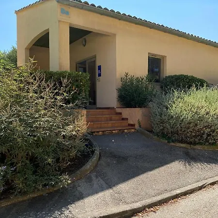 Apartment Bandol Piscine Calme *