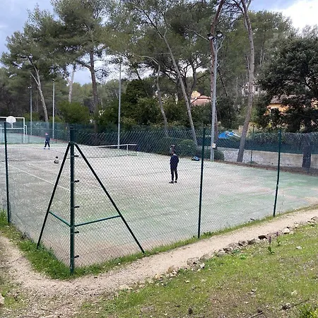 Bandol Piscine Calme Apartment